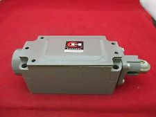 CUTLER HAMMER LIMIT SWITCH 10316H16C